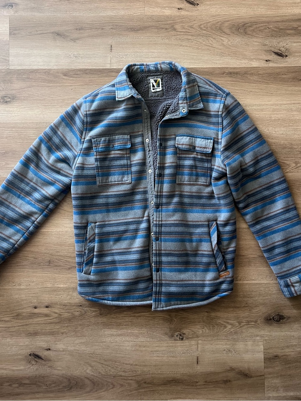 Voyager Men's Blue Striped Fleece-Lined Jacket L